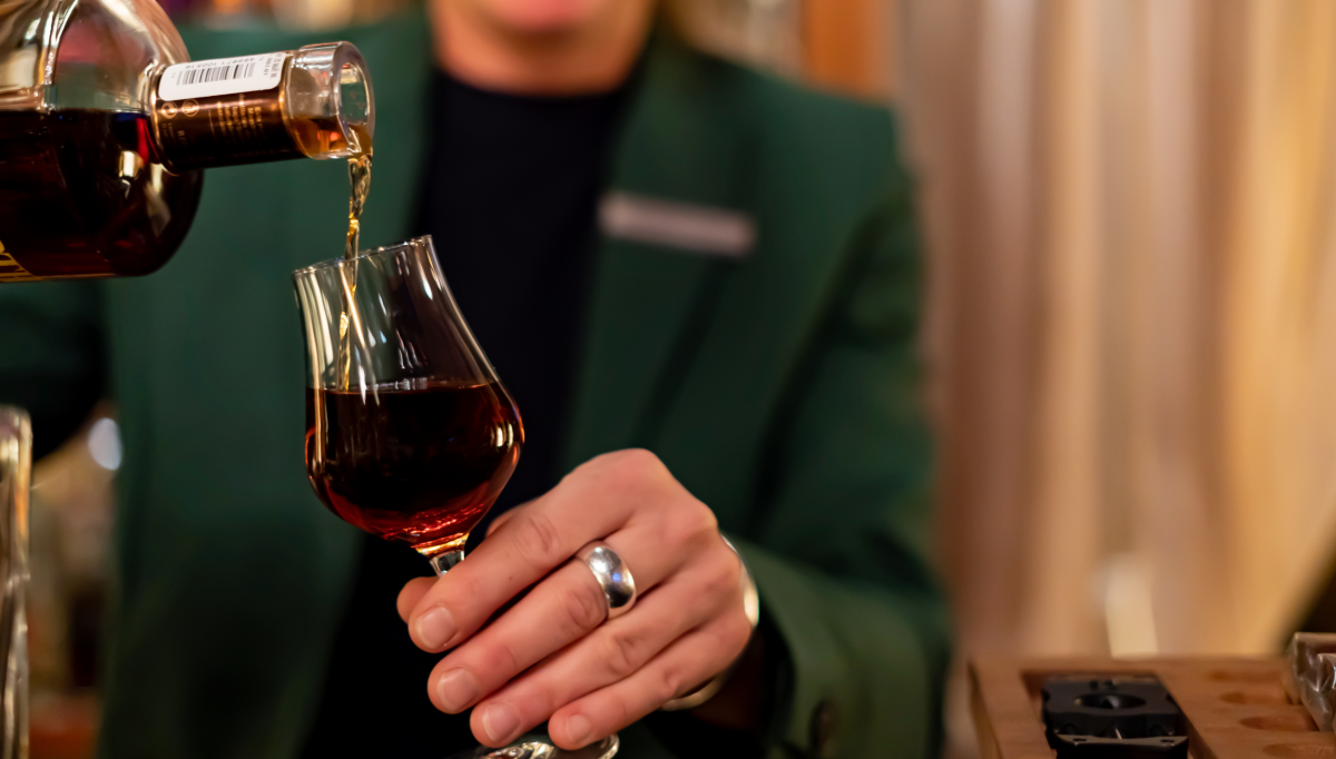 Hemingway Rum Lounge 3 hotel montana luzern