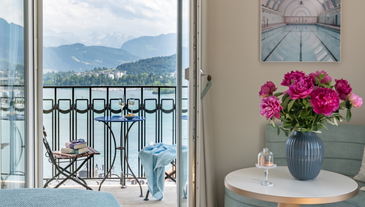Grand Deluxe Room Lakeside Hotel Montana Luzern