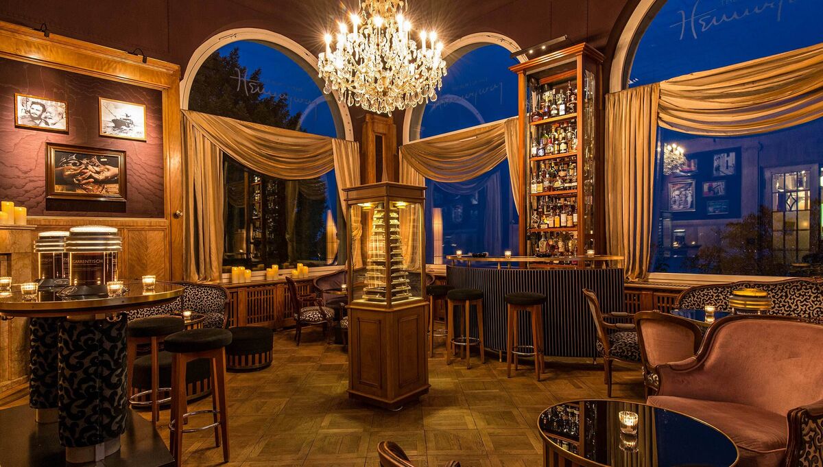 Hemingway Rum Lounge